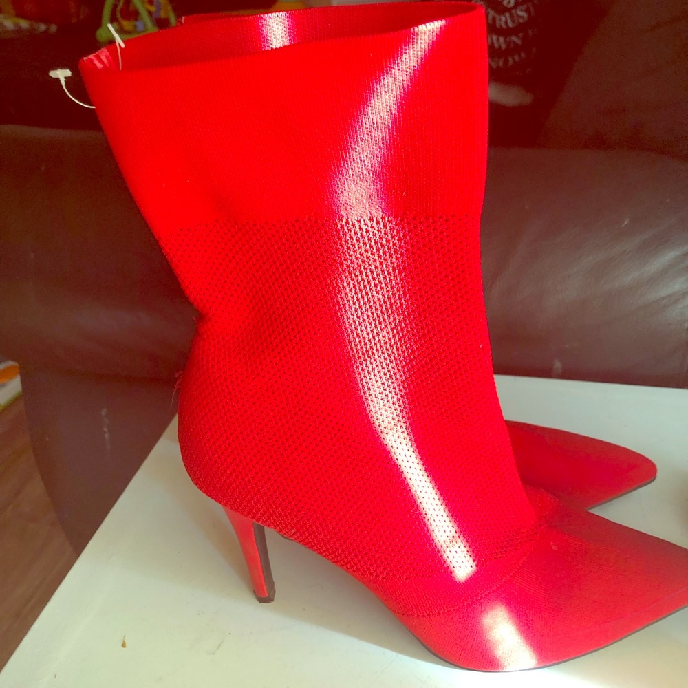 Red heeled boots (sock boot )